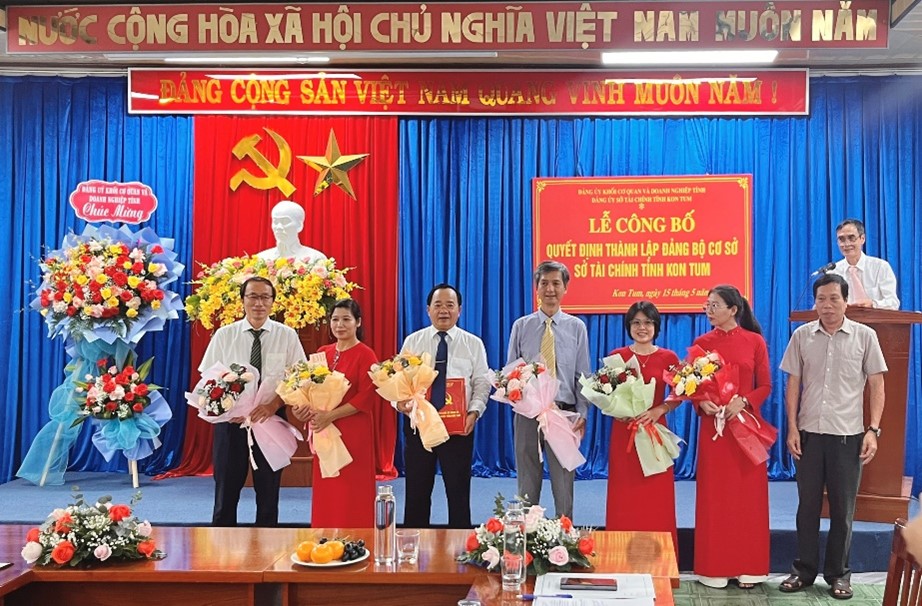 Ngày 15/5/2024, Sở Tài chính tỉnh Kon Tum tổ chức buổi lễ công bố quyết định thành lập Đảng bộ cơ sở Sở Tài chính.