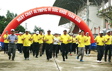 Đoàn viên Công đoàn, Chi đoàn Sở Tài chính tham gia Ngày chạy Olympic vì sức khỏe toàn dân năm 2020