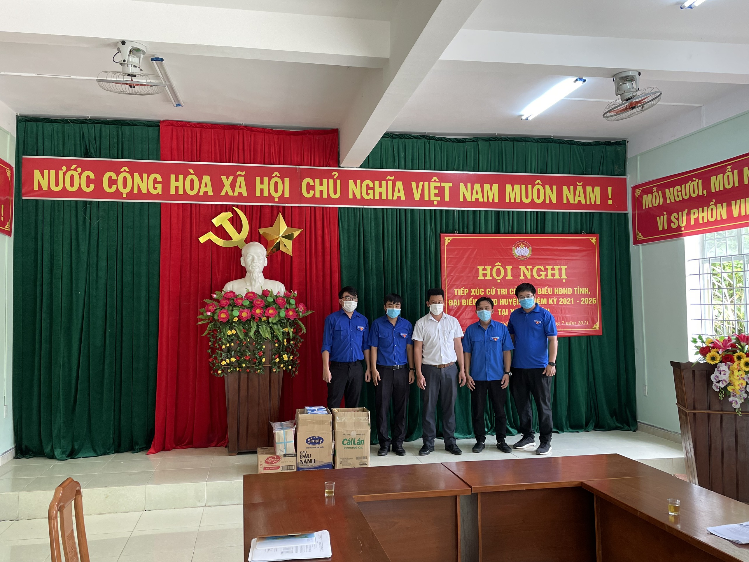 Chi đoàn Sở Tài chính tổ chức Chiến dịch Kỳ nghỉ hồng năm 2021 tại xã Đăk Nên, huyện Kon Plông.