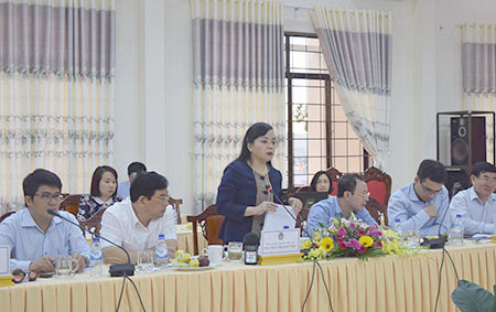 Bộ trưởng Bộ Y tế làm việc với Lãnh đạo tỉnh Kon Tum